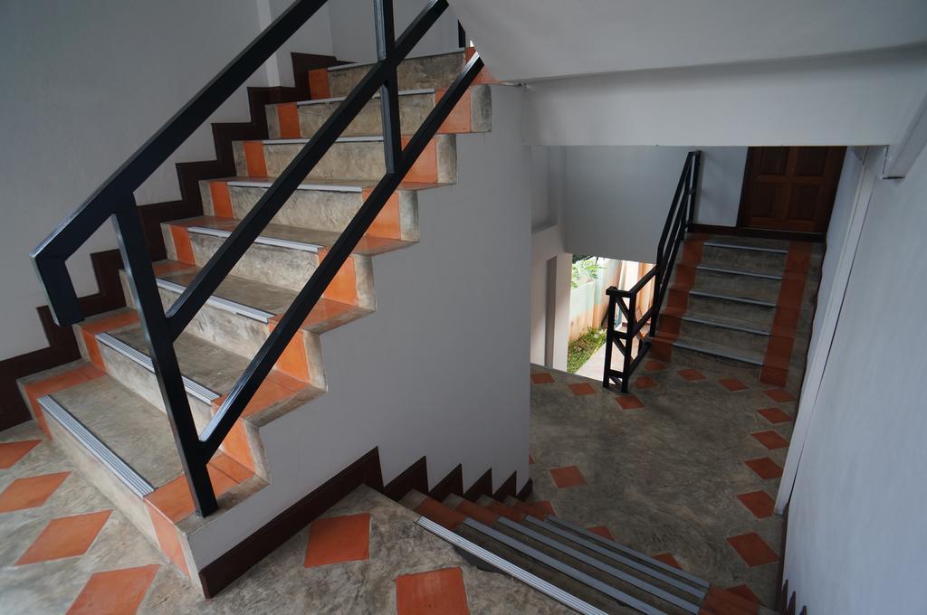 Hotel Manee Cool Mueang Chiang Mai Zewnętrze zdjęcie