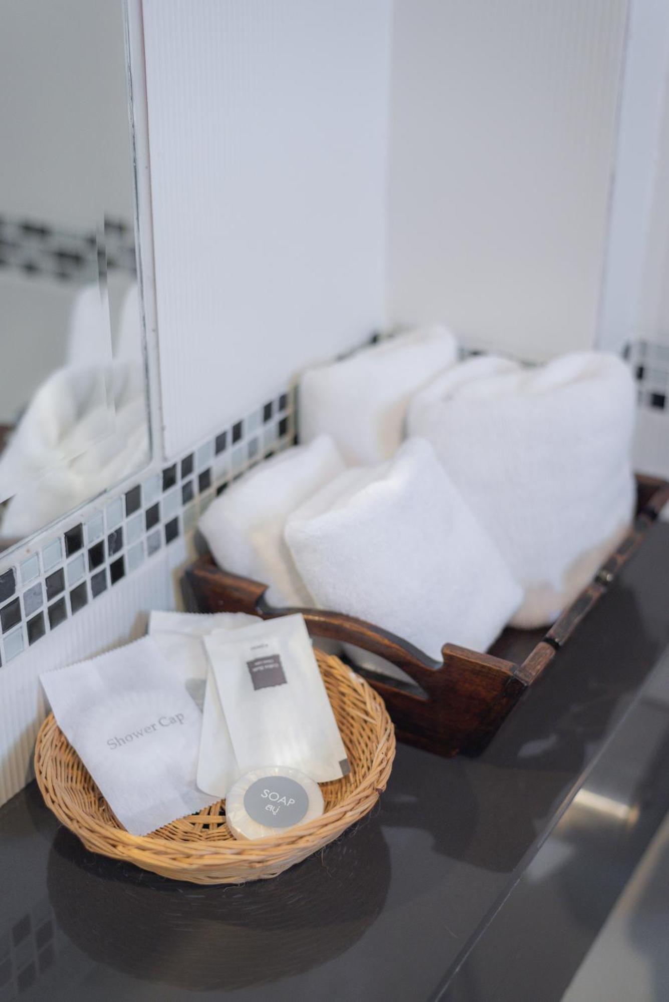 Hotel Manee Cool Mueang Chiang Mai Zewnętrze zdjęcie