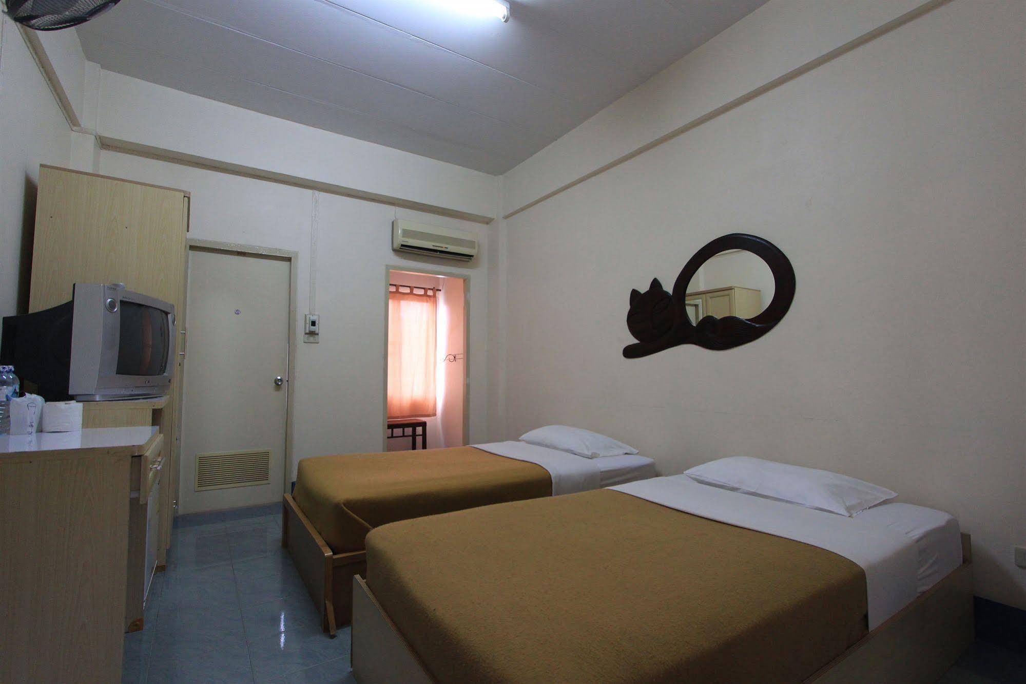 Hotel Manee Cool Mueang Chiang Mai Zewnętrze zdjęcie